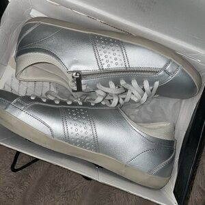 Steve Madden Gien Sneakers